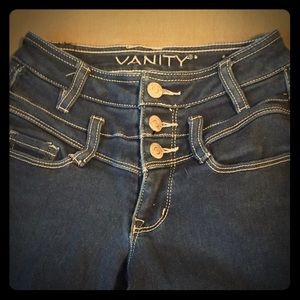 🖤🖤High Rise/ High Waist Jeans🖤🖤